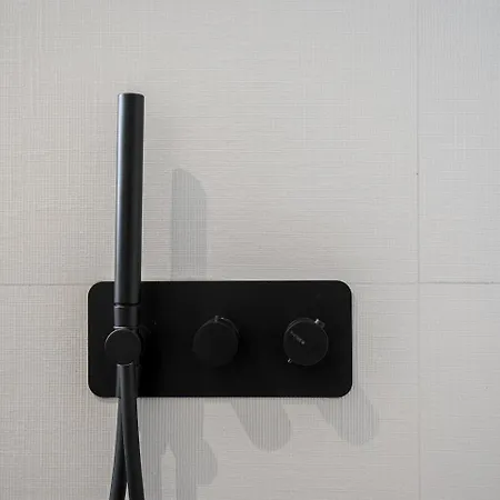 Guestready - Stylish Base Steps From Attractions